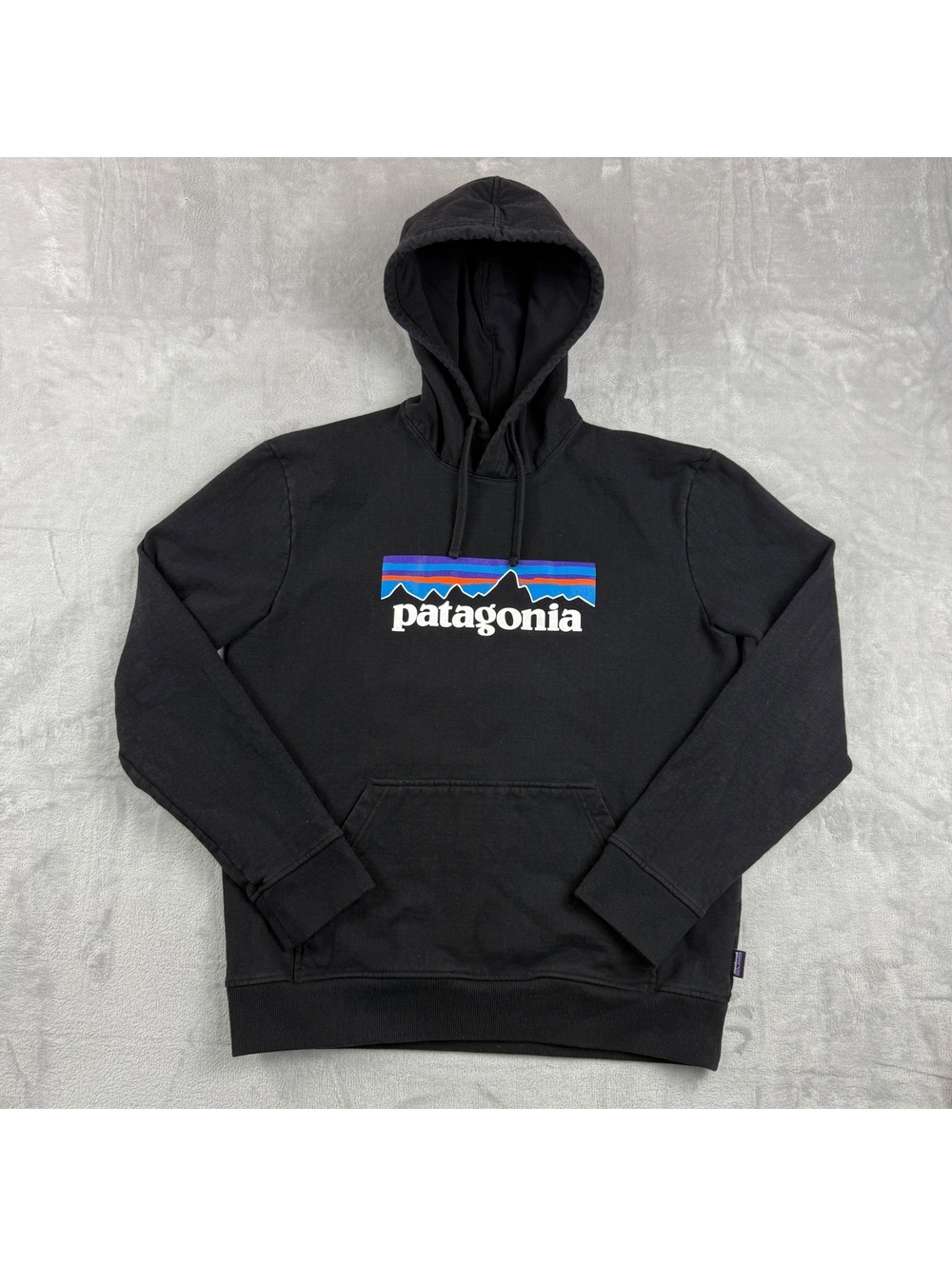 Patagonia P-6 Logo Uprisal Hoodie M Black Fitz Roy Heavyweight Cotton Gorpcore